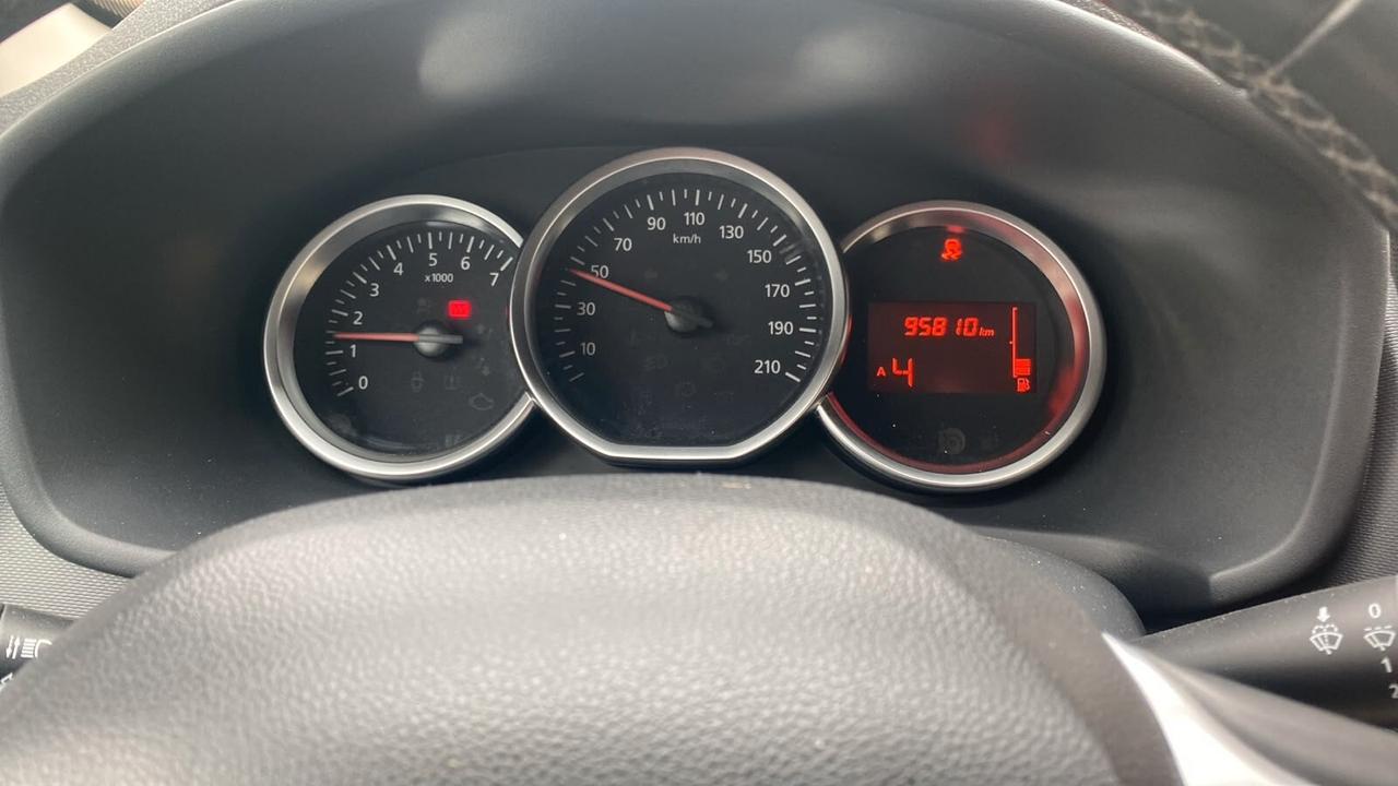 Nissan Pixo 1.0 5 porte Active alto