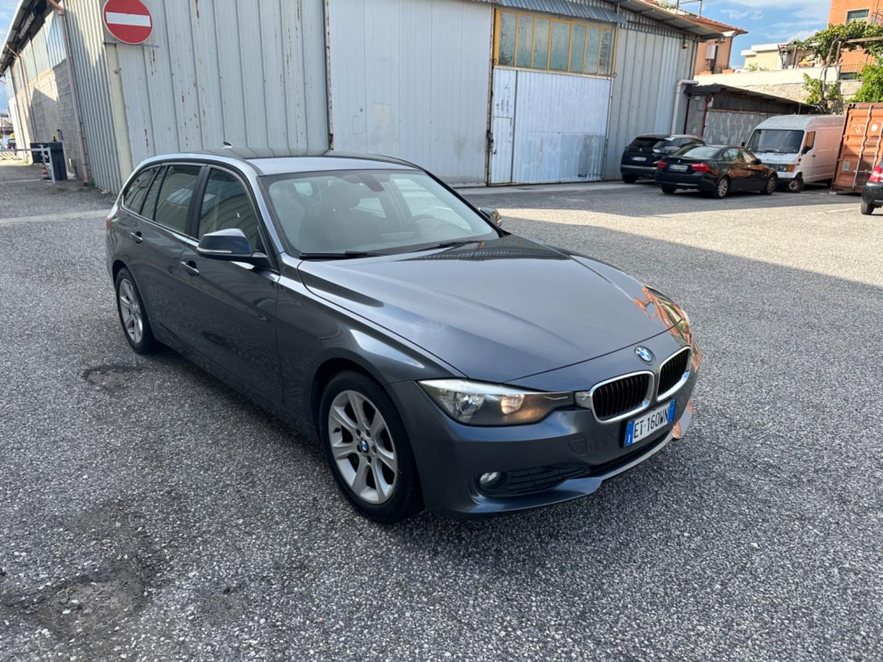 Bmw 320 320d Touring Luxury comenuovo autom