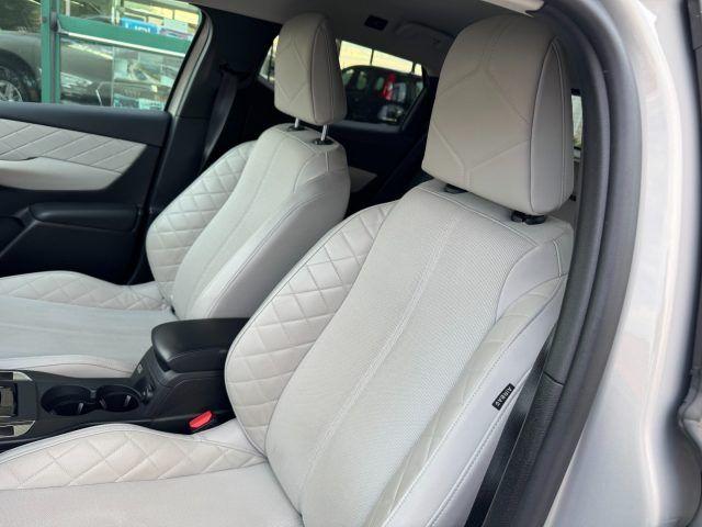 DS AUTOMOBILES DS 3 Crossback E-Tense So Chic