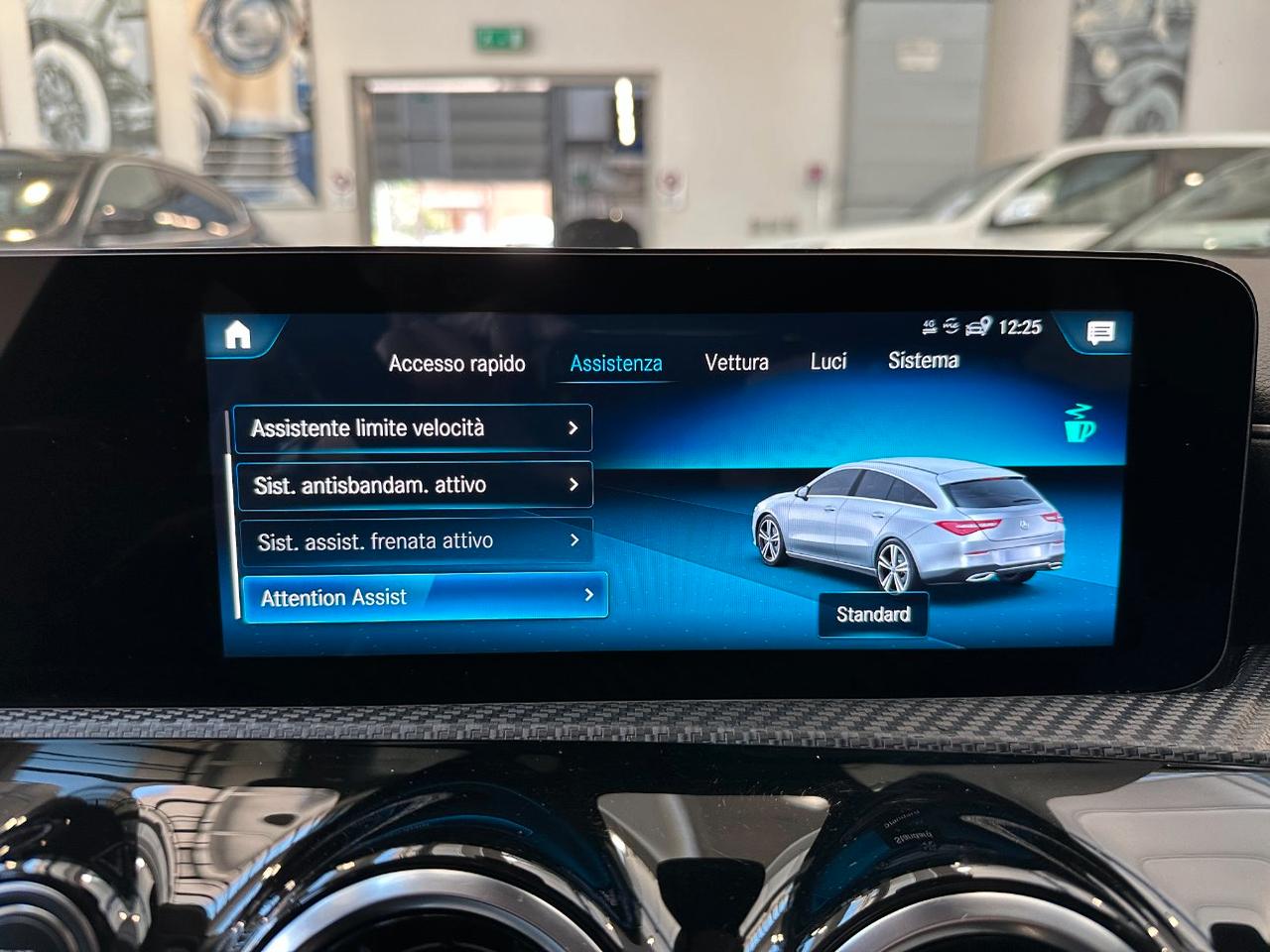 Mercedes CLA Shooting Brake 180 d Sport auto-LED-18"-Camera-Carplay-ACC