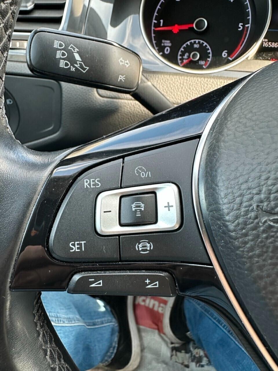 Volkswagen Golf 7.5 1.6 tdi 115cv dsg Sport