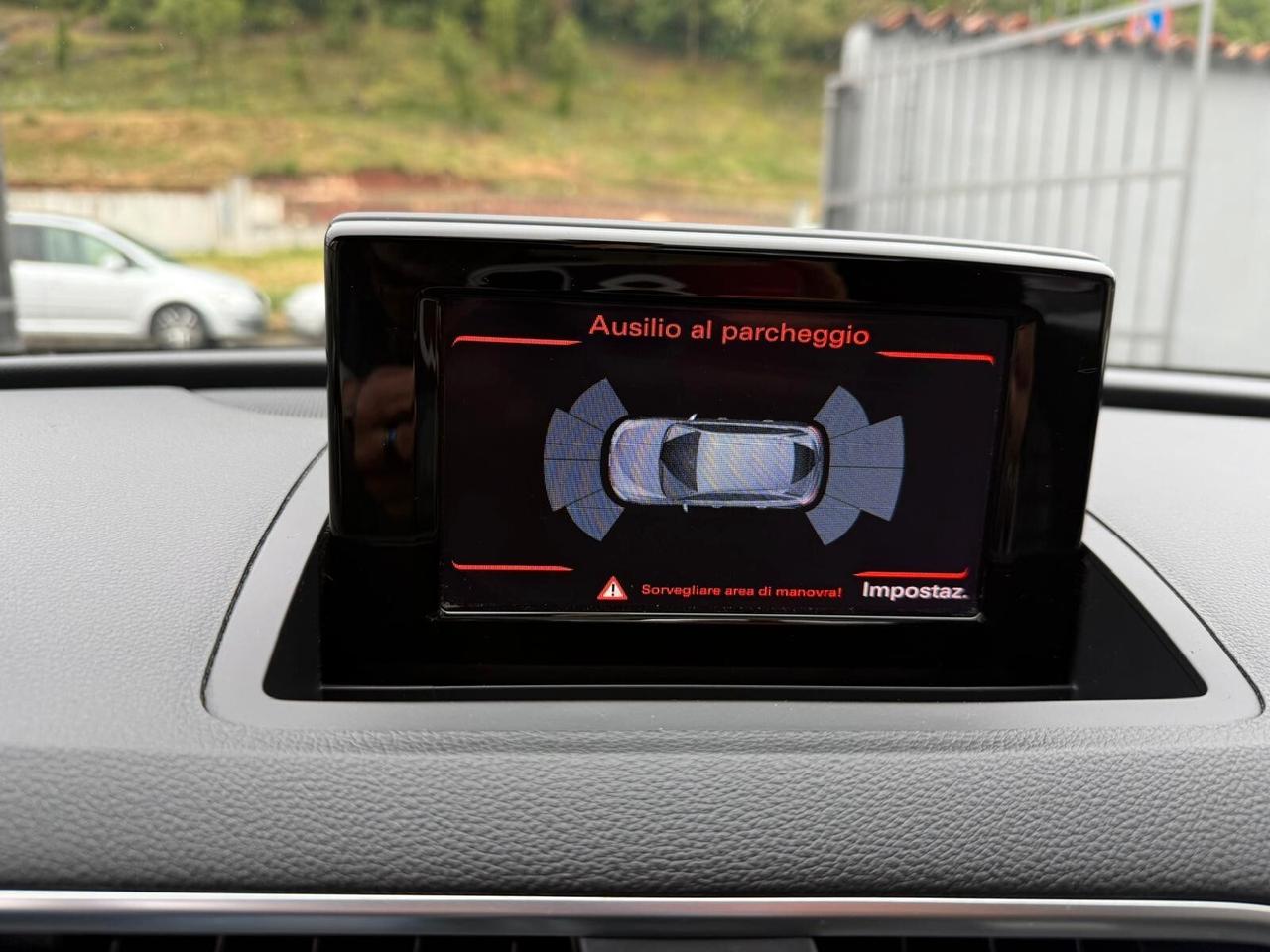 Audi Q3 2.0 TDI 150 CV Business