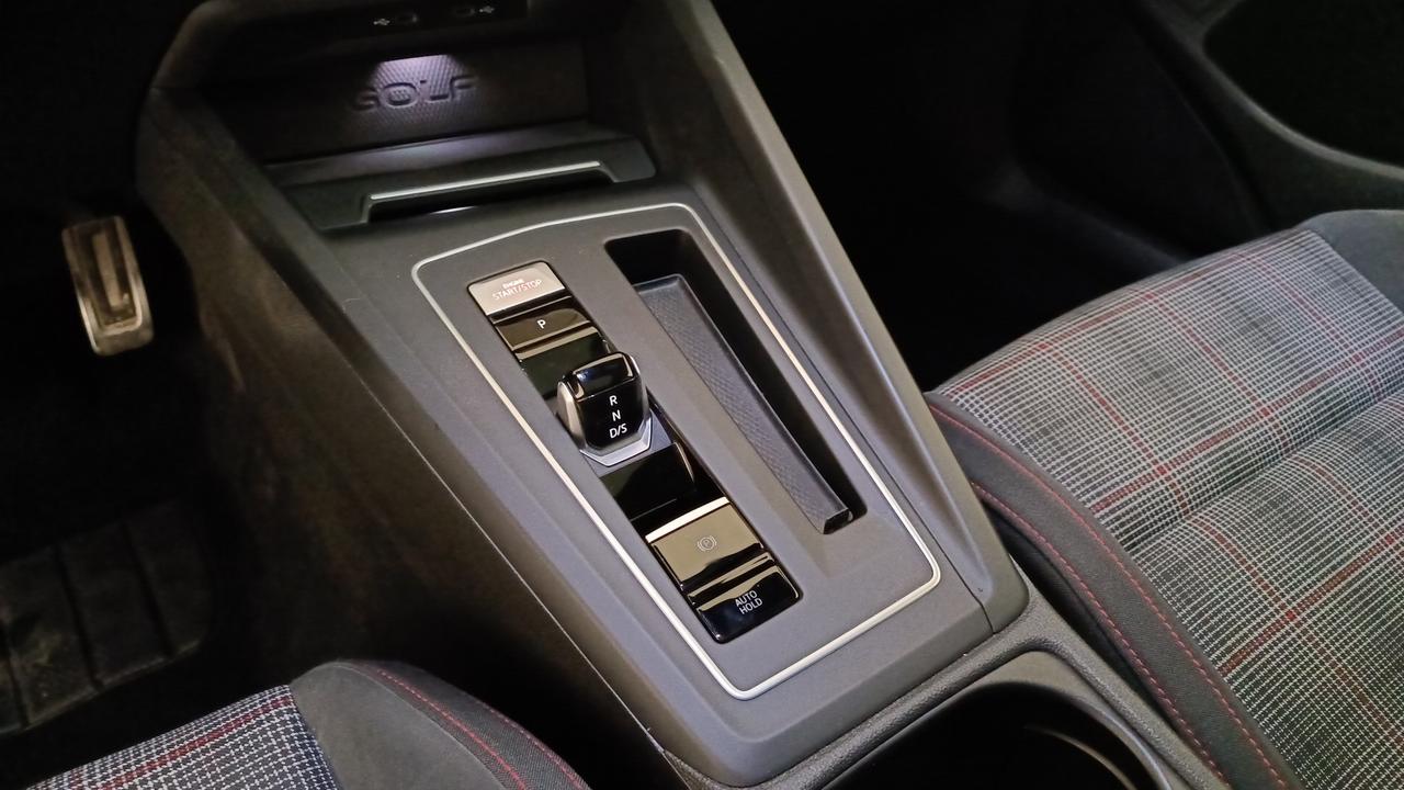VOLKSWAGEN Golf 2.0 tsi GTI 245cv dsg
