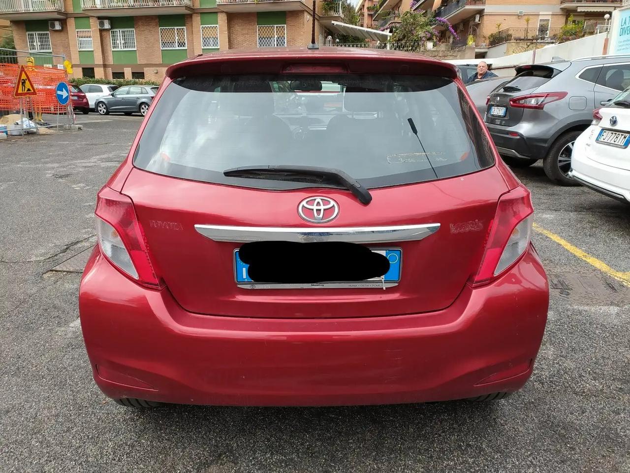 Toyota Yaris 1.3 5 porte Lounge