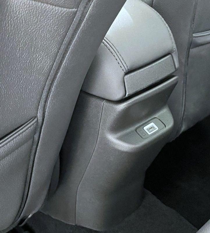 Jeep Avenger e-Hybrid 1.2 MHEV e-Hybrid Turbo Summit * KM 0 * TETTO APRIBILE * PELLE * BONUS FINANZIAMENTO MANTOVANI B