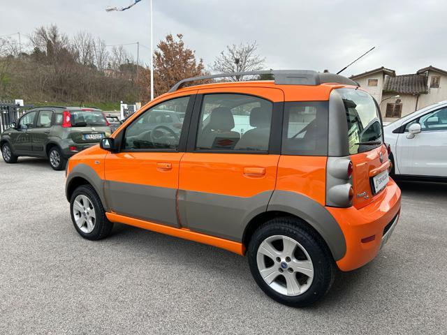 FIAT Panda 1.3 MJT 4x4 Cross