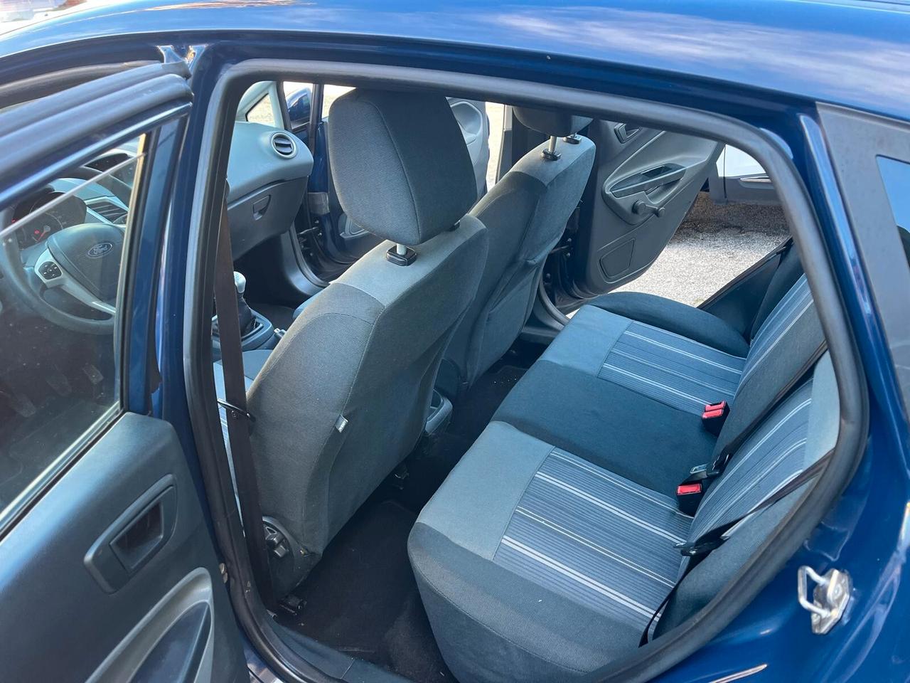 Ford Fiesta 1.4 5 porte Bz.- GPL Titanium