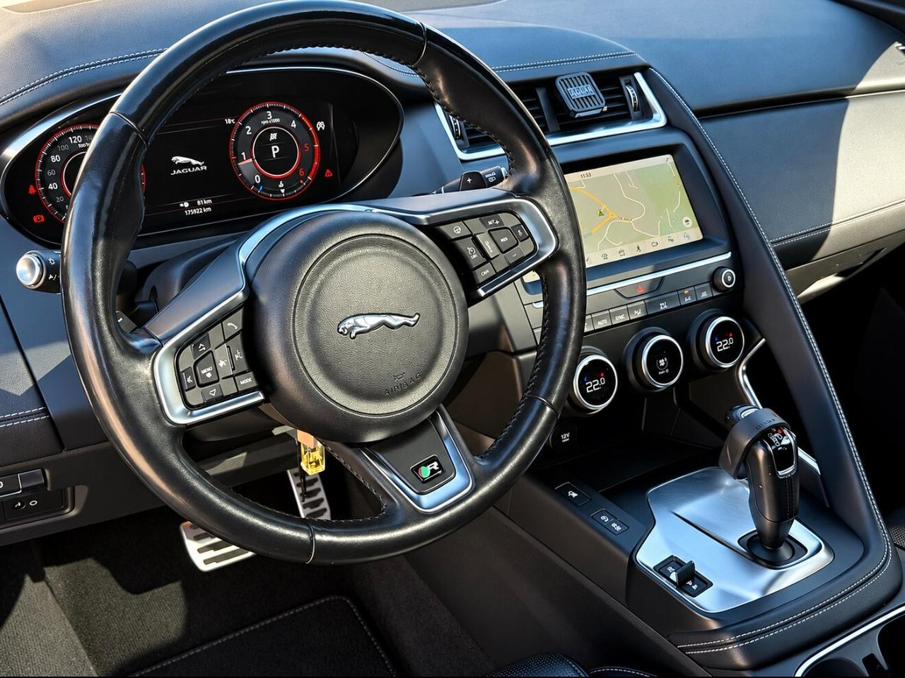 Jaguar E-Pace 2.0D 180 CV AWD aut. R-Dynamic HSE