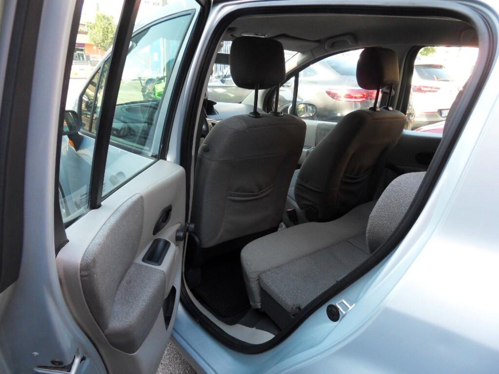 Renault Modus 1.2 16V Confort Authentique