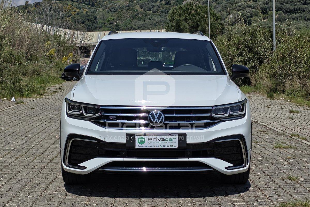 VOLKSWAGEN Tiguan 2.0 TDI 150 CV SCR DSG R-Line