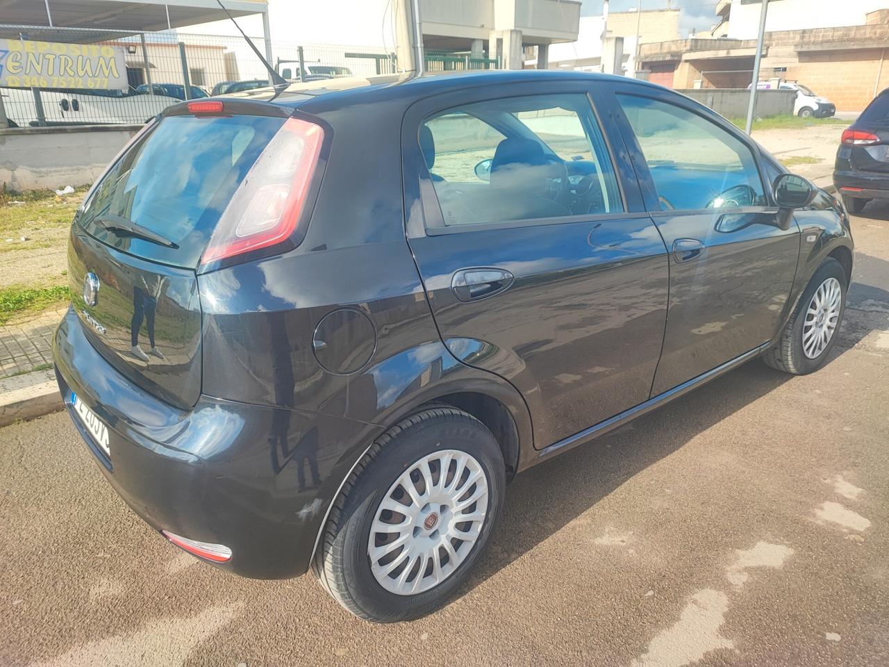 Fiat Punto 1.3 MJT II S&S 95 CV 5 porte Easy