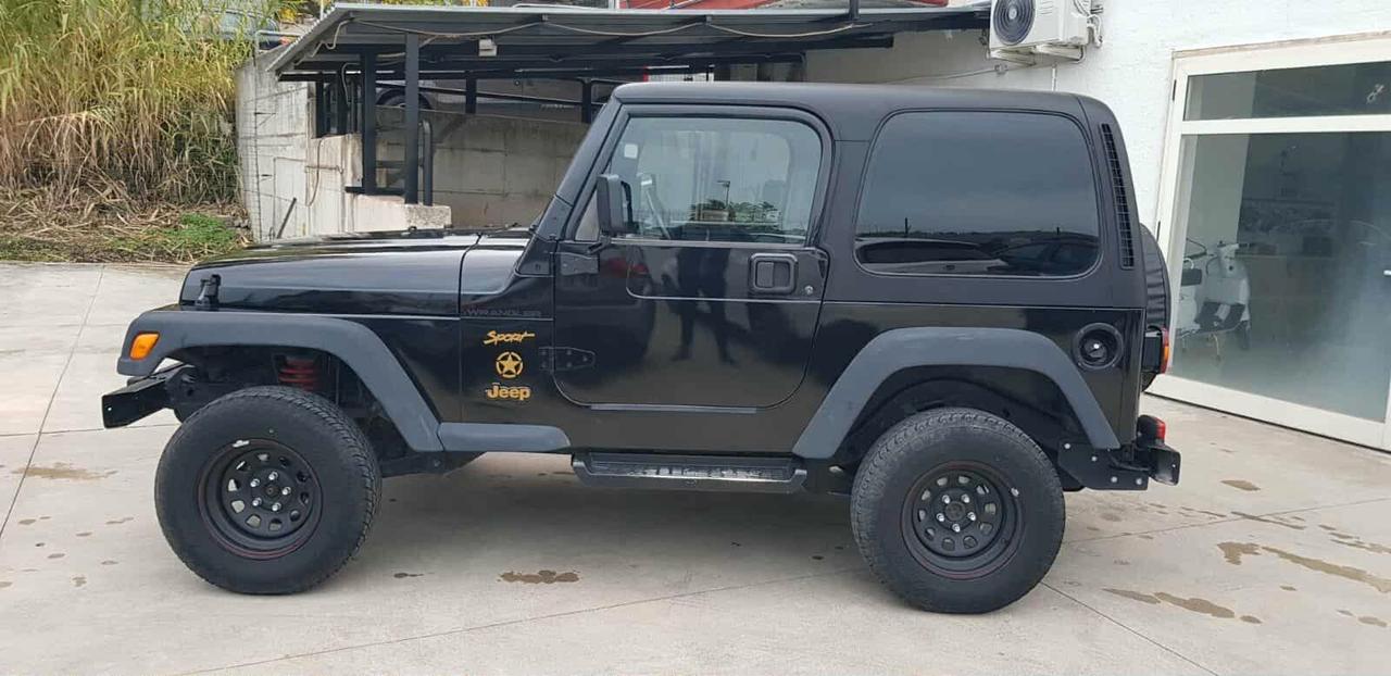 Jeep Wrangler 2.5 Sport GPL