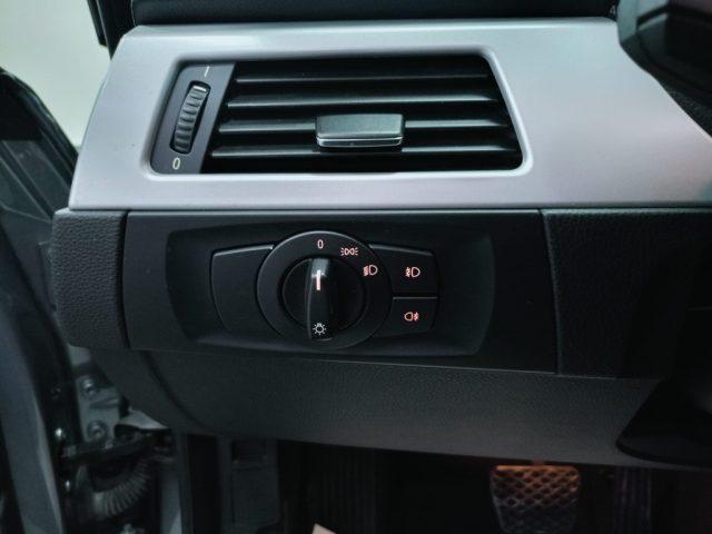 BMW 320 i cat Coupé Futura