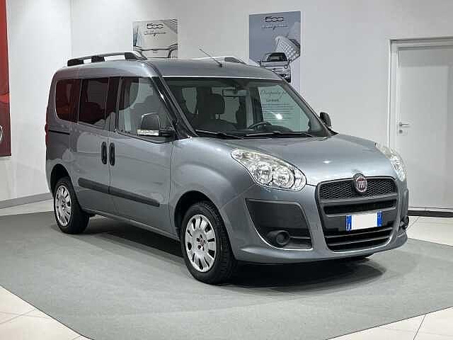 Fiat Doblò 1.4 16V Active 7 posti