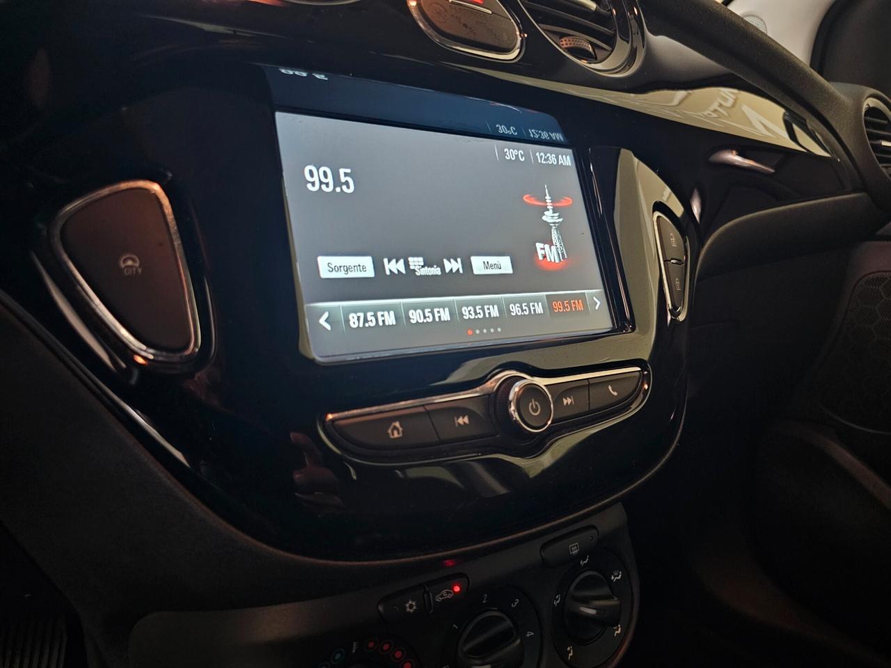 Opel Adam Rocks 1.2 70 CV
