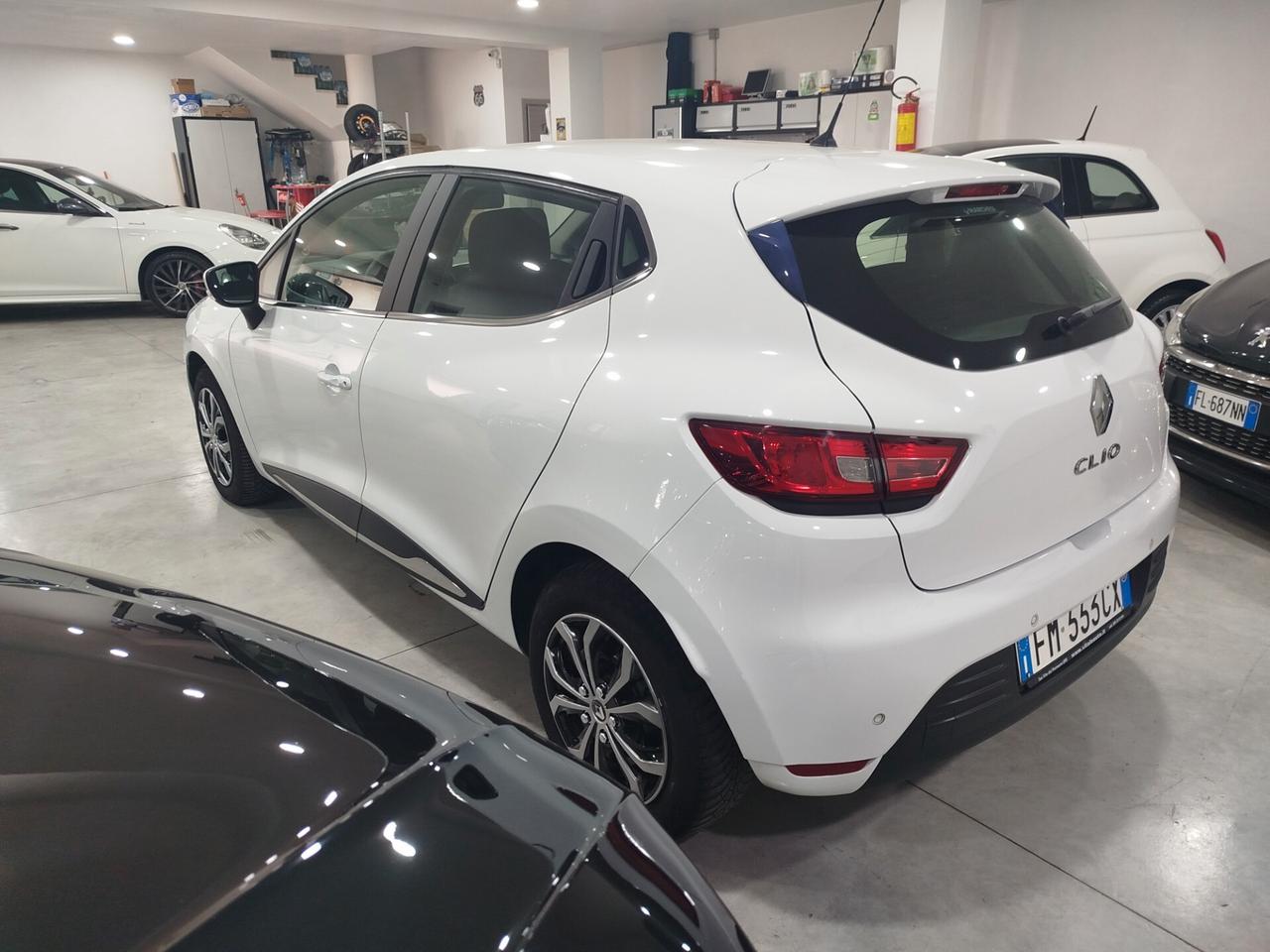 Renault Clio dCi 8V 75 CV Start&Stop 5 porte Energy Intens