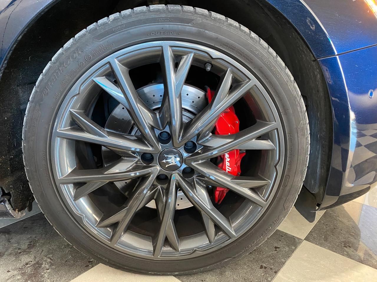 Maserati Ghibli V6 Diesel 275 CV Gran Sport tetto apribile