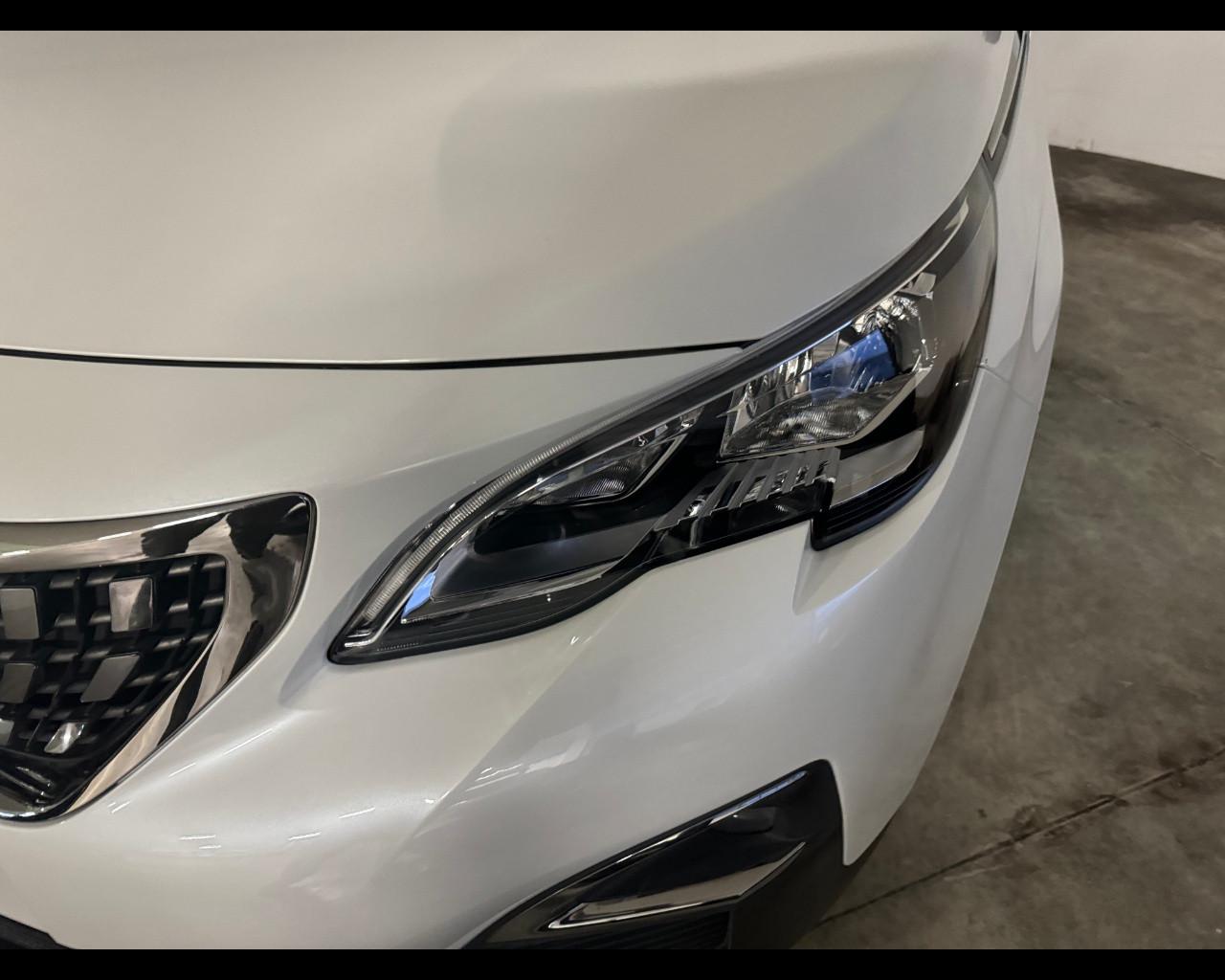 PEUGEOT 3008 2ª serie - 3008 BlueHDi 130 S&S Business