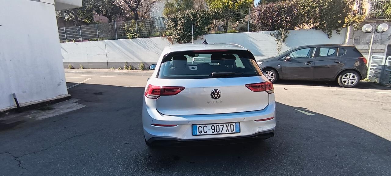 Volkswagen Golf 1.0 TSI EVO Life