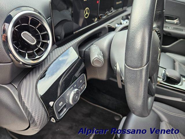 MERCEDES-BENZ A 180 d Automatic Premium