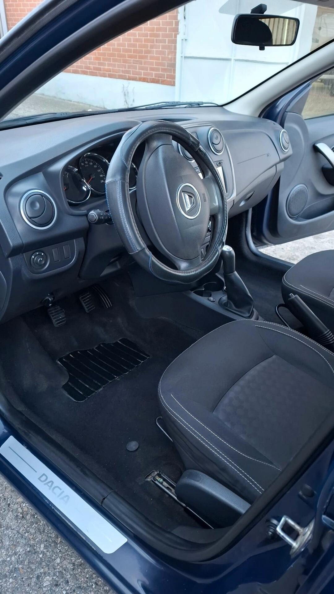 DACIA SANDERO 1.2 GPL 75CV CON 140311 KM € 4500