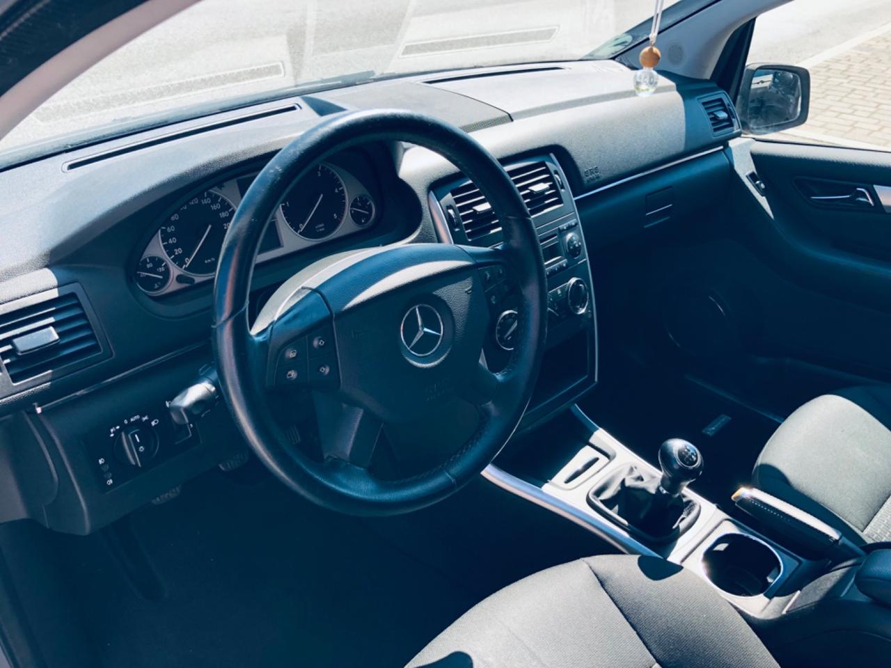Mercedes-benz B 200 CDI Executive