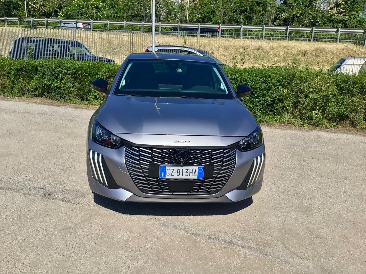 Peugeot 208 1.2 100cv Allure S&S