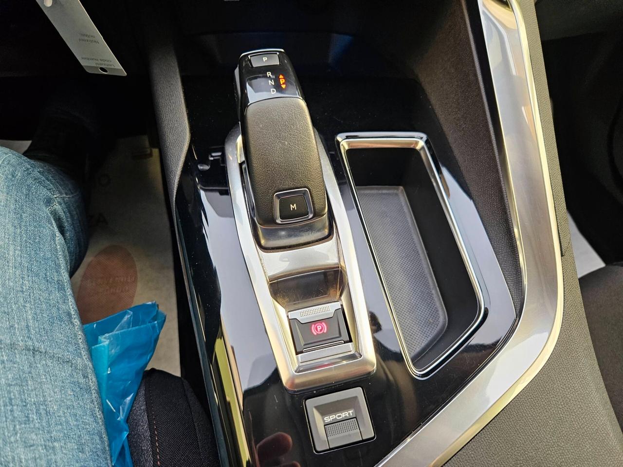 Peugeot 3008 BlueHDi 130 S&S EAT8 Allure