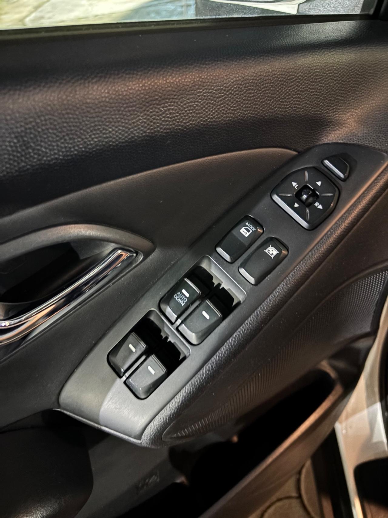 Hyundai iX35 1.7 CRDi 2WD Xpossible 2013