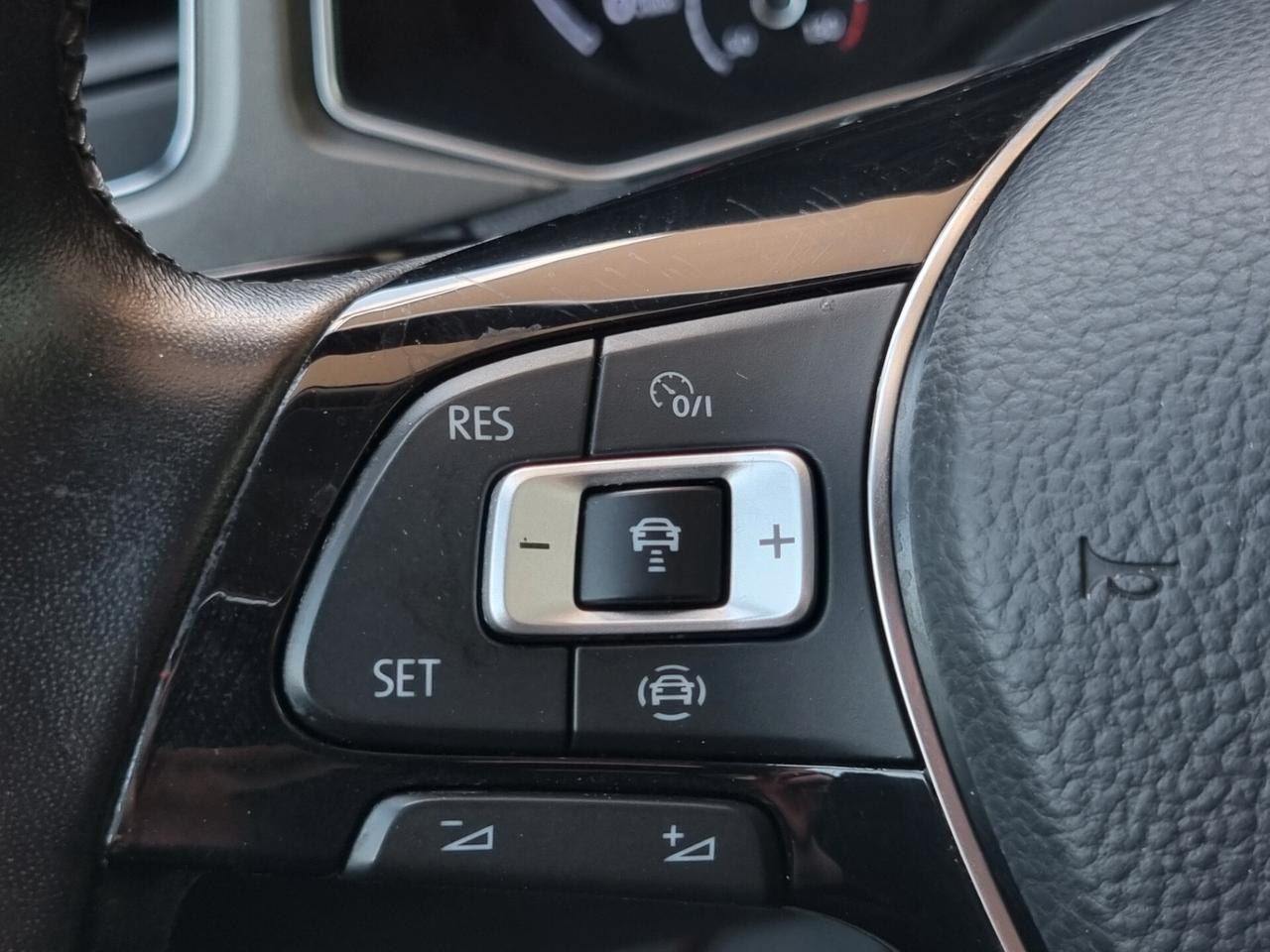 Volkswagen T-Roc I 2017 1.0 tsi Style 110cv