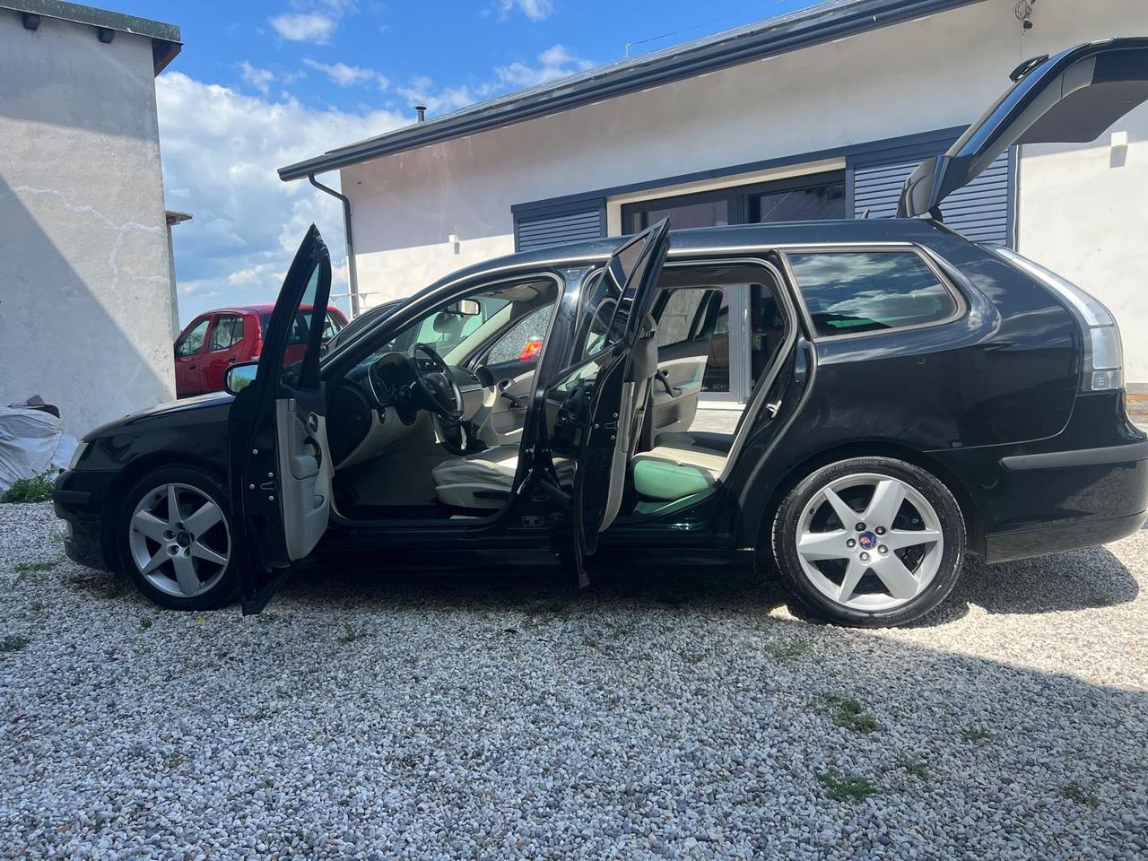 Saab 9-3 SportHatch 1.8 GPL