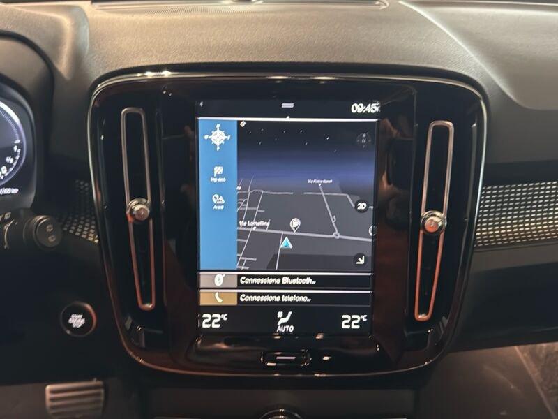 Volvo XC40 Recharge T4 Recharge Plug-in auto R-Design