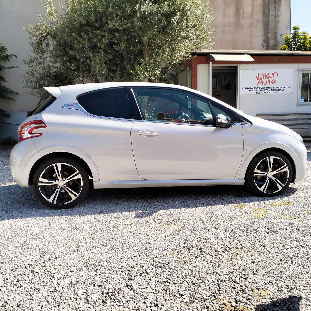 Peugeot 208 1.6 200 CV 3 porte GTi