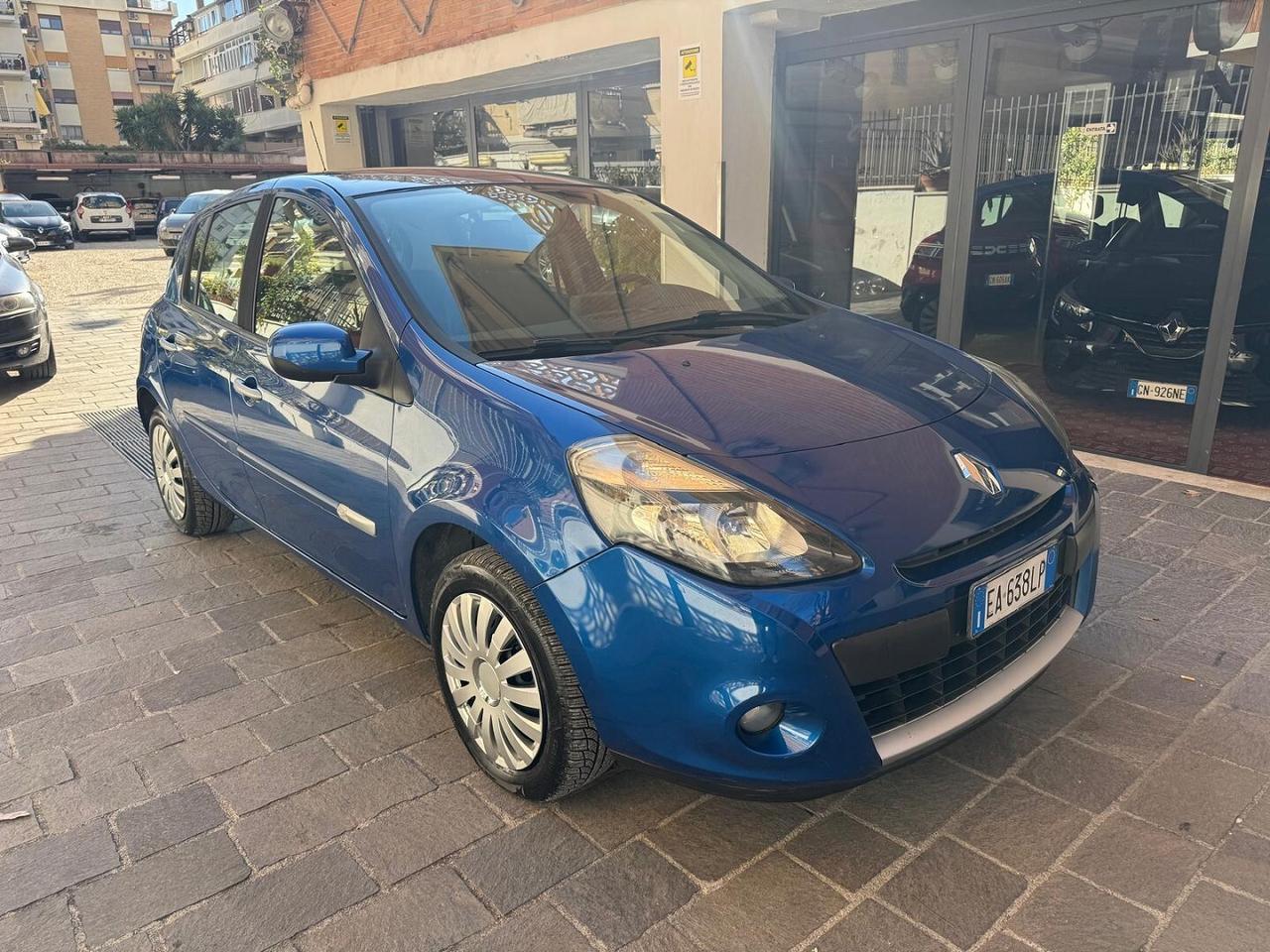RENAULT Clio 1.2 16V 5 porte Dynamique GPL