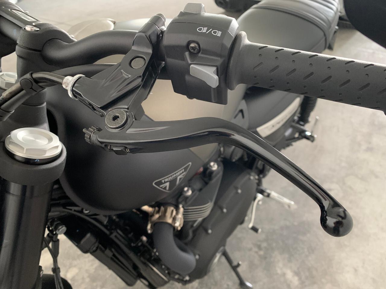 Triumph Speed Twin 1200 Matt Irostone BlackEdition