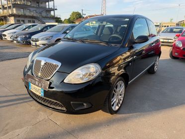 Lancia Ypsilon 1.2 Oro Giallo