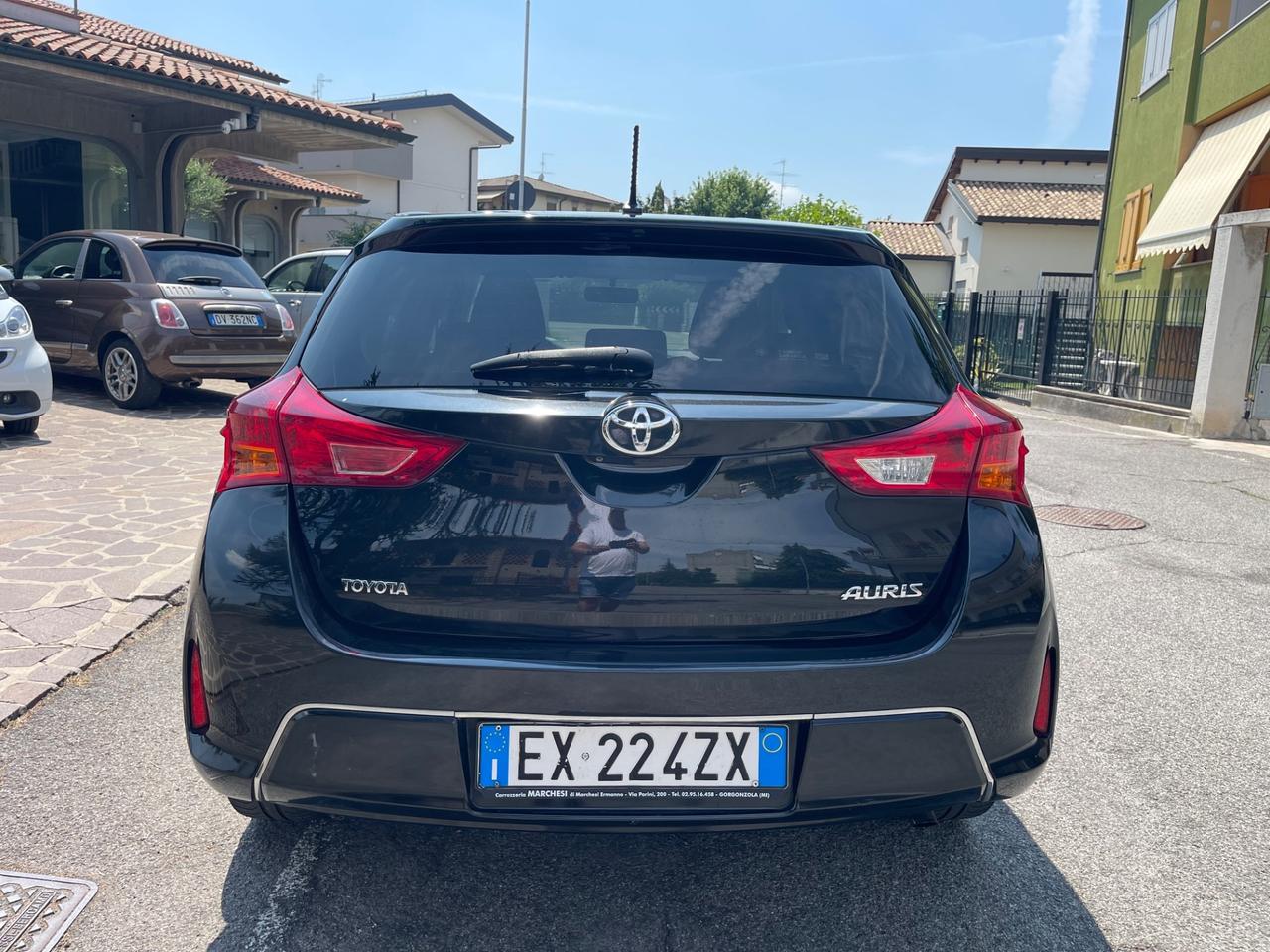 Toyota Auris 1.4 D-4D Lounge