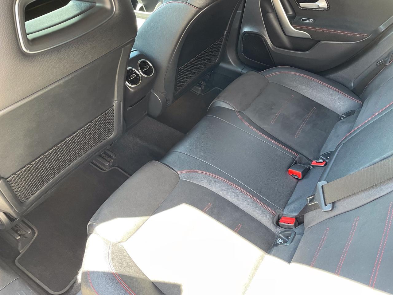 Mercedes-benz A 220 d Premium AMG
