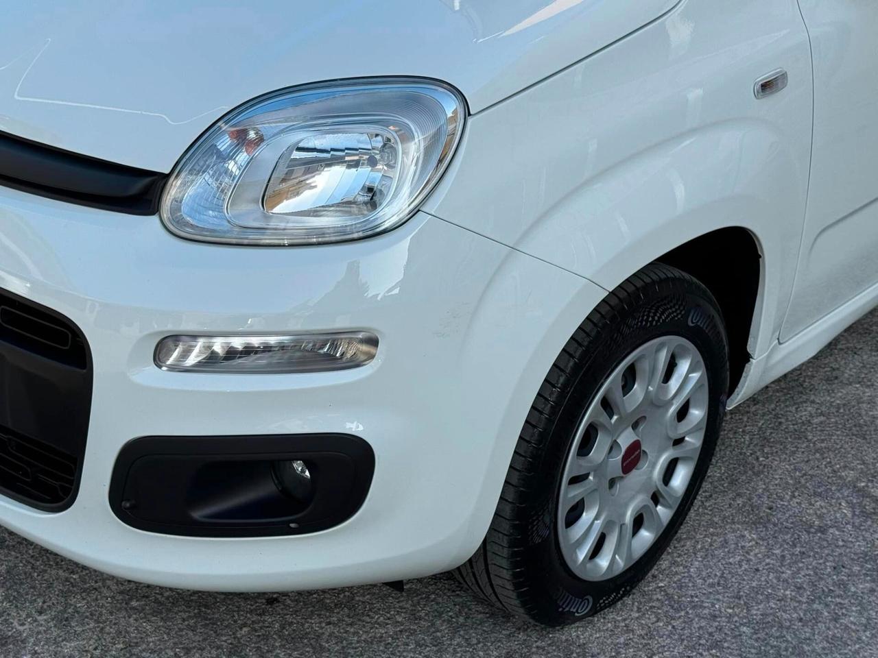 FIAT PANDA 1.2 BENZINA E6 LOUNGE 5P. PERFETTA