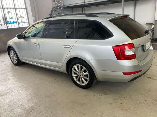 Skoda Octavia Octavia Wagon 1.6 tdi cr Executive 105cv dsg