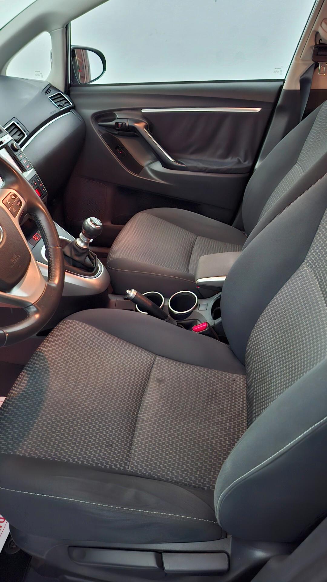 TOYOTA VERSO 2014 1.6DIESEL 7POSTI TETTO PANORAMICO