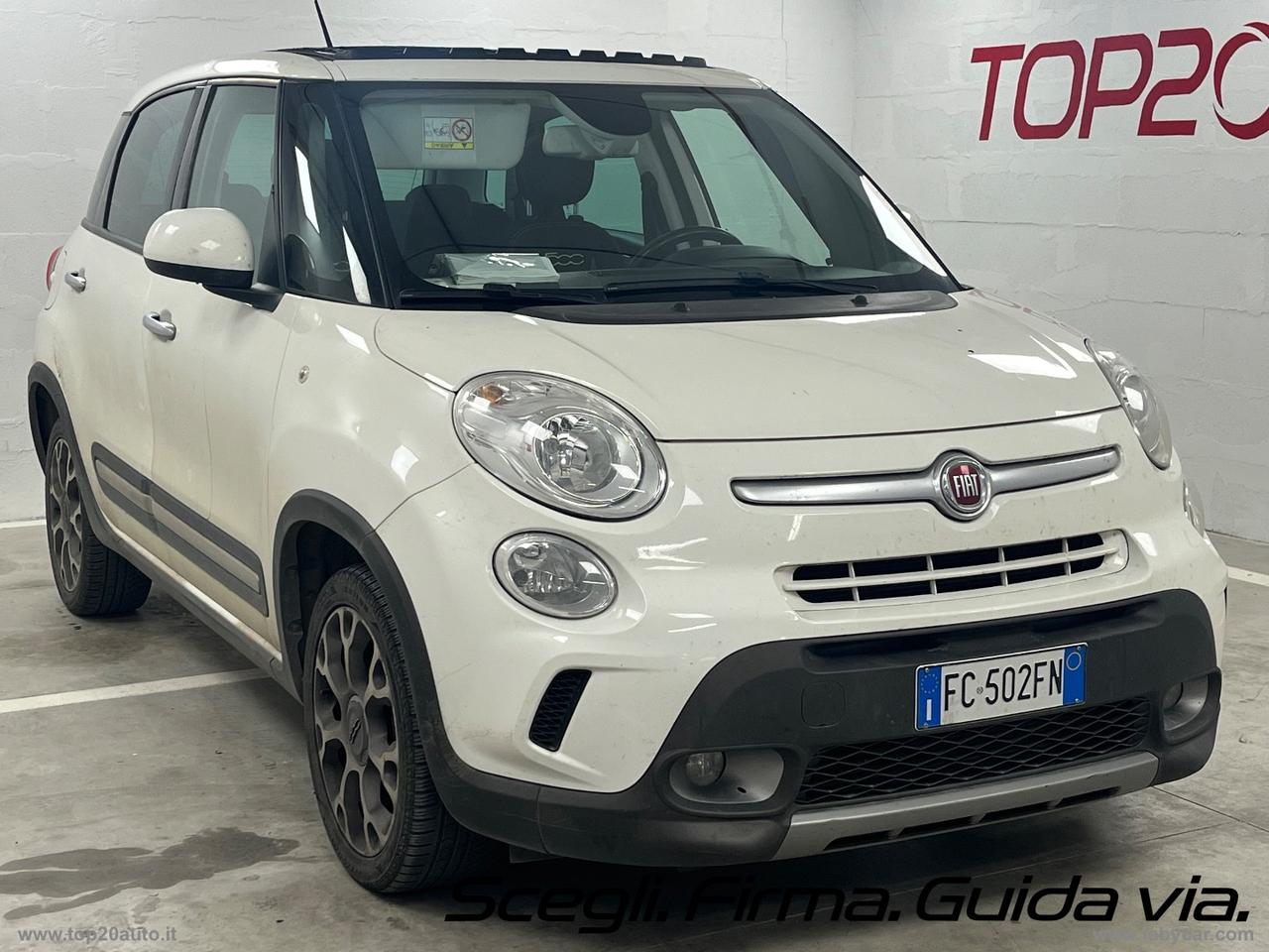FIAT 500L 1.6 MJT 105 CV Trekking|TETTO APRIBILE PANORAMICO