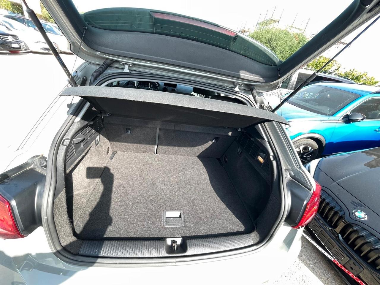 Audi Q2 1.6 TDI 116cv Sport
