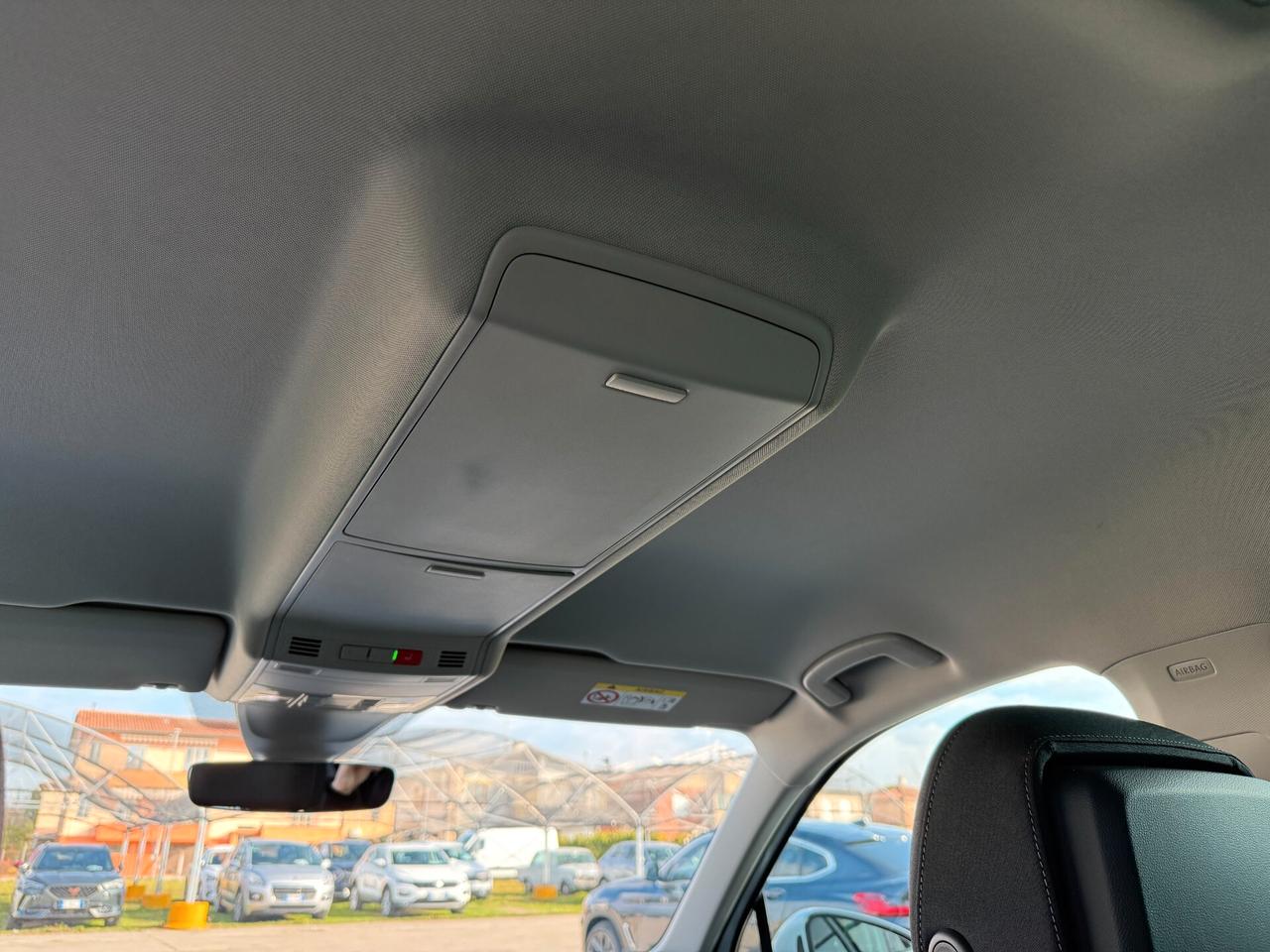 Volkswagen Tiguan 2.0 TDI 150 CV SCR DSG Elegance