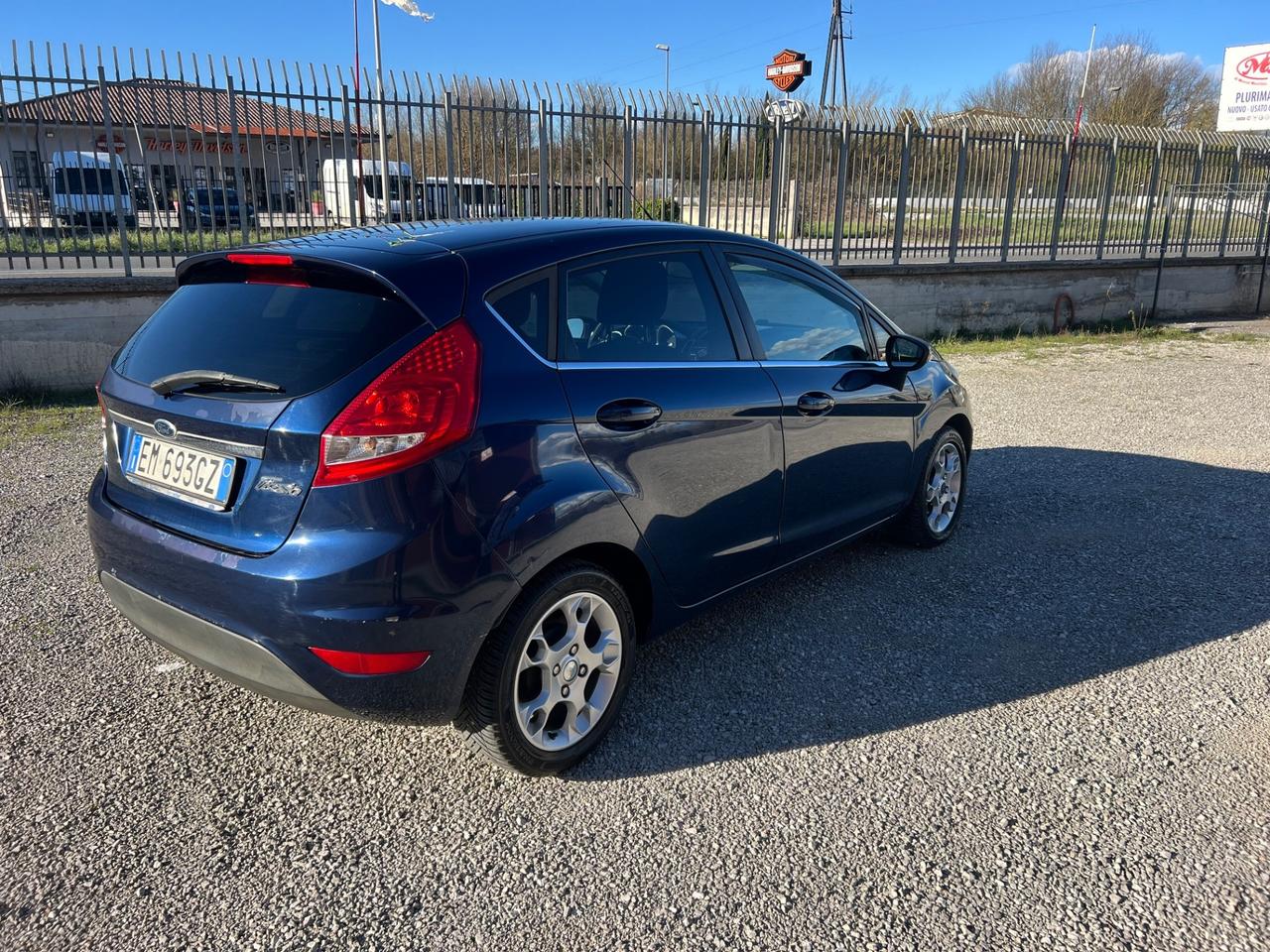 Ford Fiesta 1.4 TDCi 70CV 5 porte Titanium