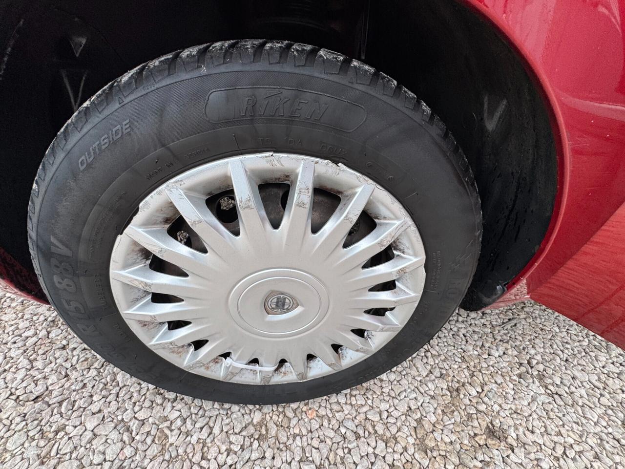 Lancia MUSA 1400 GPL 2006