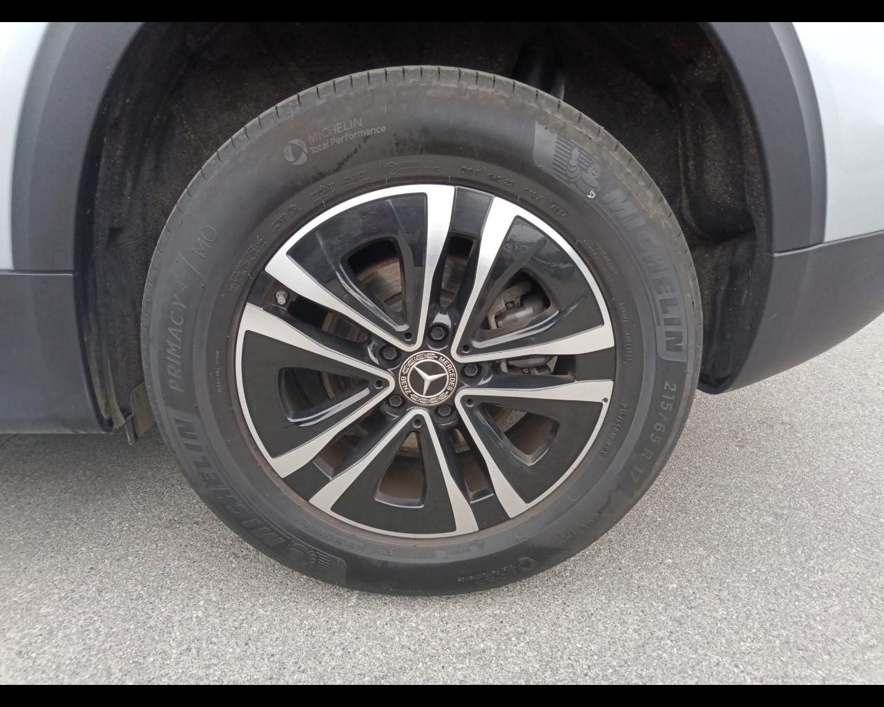 Mercedes-Benz GLB - X247 2023 - GLB 180 d Advanced auto