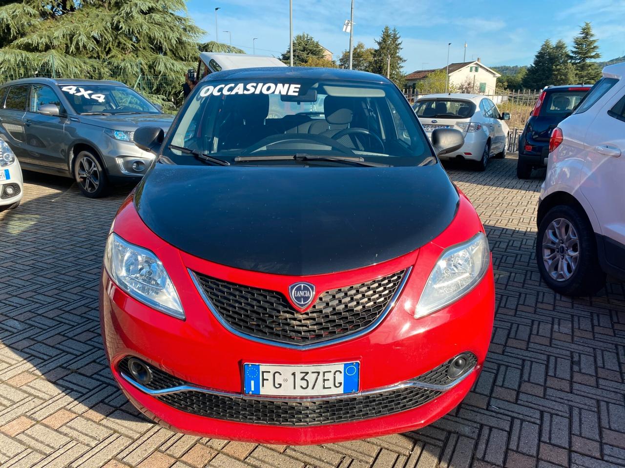 Lancia Ypsilon 1.2 69 CV 5 porte Silver
