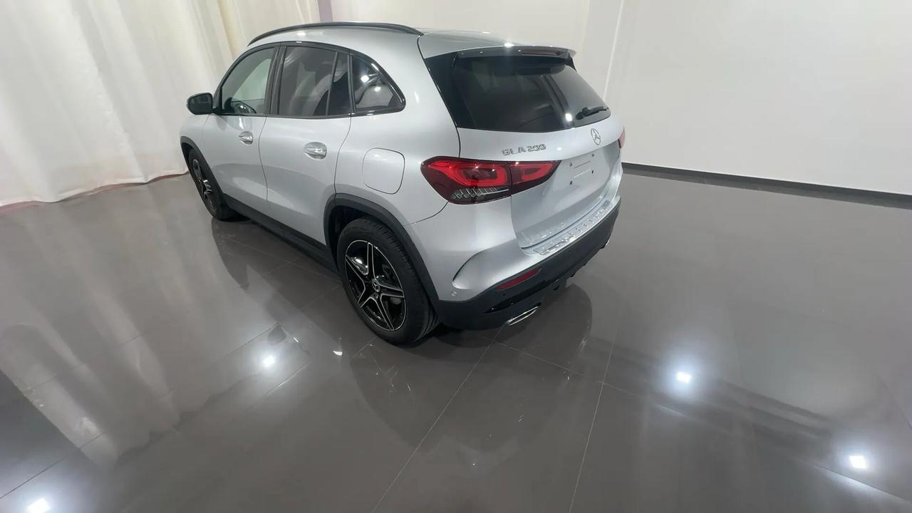 Mercedes-benz GLA 200 Automatic Premium