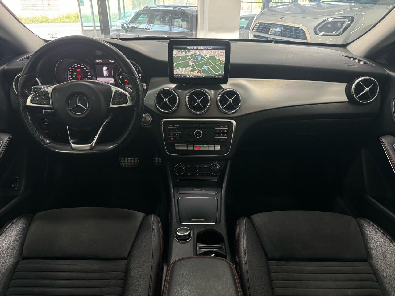 Mercedes-benz CLA 200 CLA 200 d 4Matic Automatic Premium